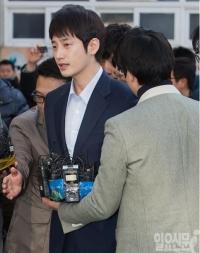 박시후 근황, 美서 日발매 화보촬영…해외에서 컴백하나?