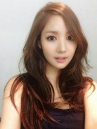 박민영 근황, 여신 포스 여전…"이 정도 글래머였나"
