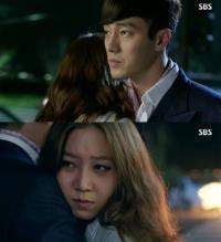 '주군의 태양' 소지섭 방공호 포옹, 공효진 품에 안으며 '터프+감동' 스킨십