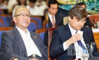 박근혜 경제 발목 잡는 박정희맨들