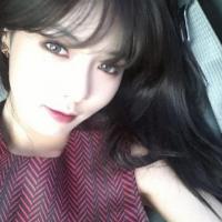 '수지 설리 제친' 현아, 도화상 1위 인증샷?…"남심 다 홀릴 만"