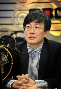 손석희 JTBC 앵커, 14년만에 뉴스로 복귀하는 이유는?