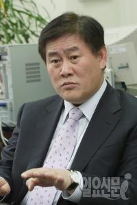 최경환 "민주당, 채동욱 비호에 우려…정치적 악용 말라"