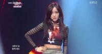 뮤직뱅크 티아라, '순위 올라가더니 티셔츠도↑…섹시 복근!'