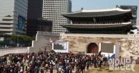 '숭례문 부실 복구 책임' 변영섭 문화재청장 전격 경질