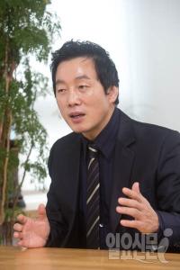 정봉주, 17일 2차 만민공동회 개최…박창신 신부 초청 '무슨 말 할까'