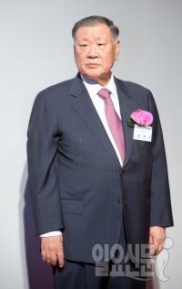 정몽구 현대차 회장 "시장 변화기엔 적기 대응만이 살길"