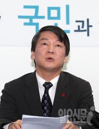 안철수 "일본 지도자 의식 썩었다" 아베 야스쿠니 신사 참배 비판