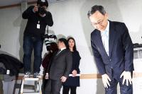 KT ‘황창규호’ 출범하자마자 위기