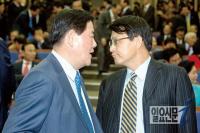 친박 전당대회 거리두기 속사정