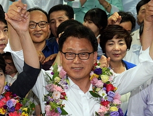 [7.30 재보선] 수원정 박광온 당선자 “영통주민 밝은 미래 선택하신 것” 