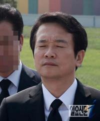 남경필 경기지사, 이혼 사실 뒤늦게 알려져…"가정사 악재 수면 위로"