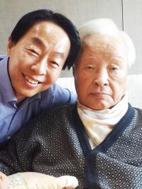 김영삼 전 대통령, 열 감기 증세로 1개월만에 재입원