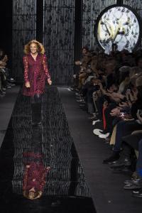 [배틀룩] DVF 2015 FW 컬렉션..신비한 여성미 제시