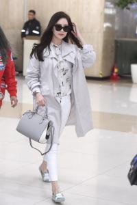 [배틀룩] '소녀시대' 서현 공항패션..봄의 싱그러움 '듬뿍'