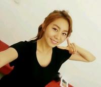 유이, 셀카 공개 "느낌 있는 셀카. 파이팅"