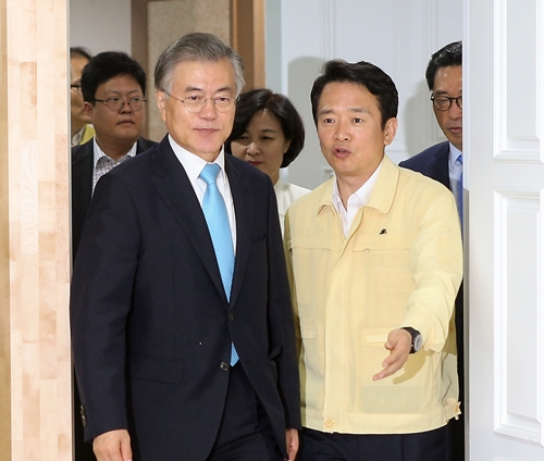 문재인 대표, 남경필 경기도지사 만나 “메르스 확산 방지 門, 함께 열어야”[종합]