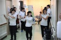 가톨릭대 인천성모병원 “시각장애 오케스트라단, 말기암 환우 위한 아름다운 공연 선물”