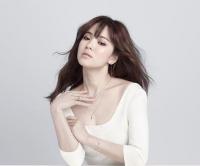 송혜교, '우먼 인 티아라'에서 미모 과시