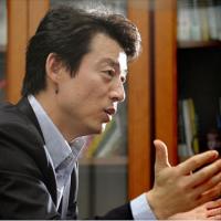 송호창 "문재인, 재신임 철회해야..총선 어려울 것"