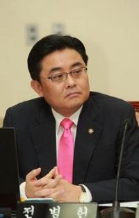 전병헌 "새누리, '포털 장악'이라는 악마의 유혹 벗어나길"