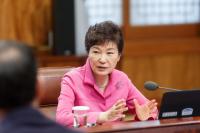 [전문] 박근혜 대통령 "노사정 대타협, 가정과 세대에 꿈을 준 것" 