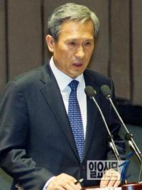 새정치 "KFX 두고 김관진 왜 시치미 뚝?"