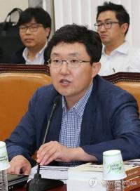 비박 김용태 "'진박·가박', 시대가 어떤 시대인데..부끄러워 얼굴 화끈"