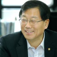 '딸 취업 청탁' 의혹 윤후덕 의원, 무혐의 처분