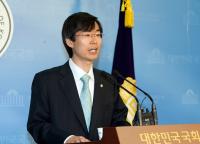 조경태 측 "새누리 입당 염두"...김무성 "권유한 적 없어"