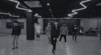 인피니트 호야 '굿 키서' 연습 영상 공개…"오늘밤 여기 누울래"