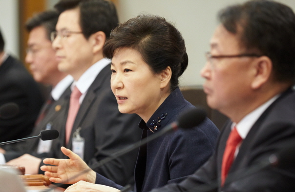 이재명·박원순 청년정책 ‘표(票)플리즘’ 맹비난 朴정부 “내가하면 로맨스?”