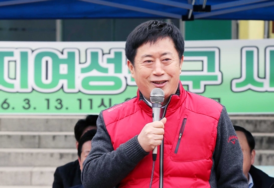 정찬민 용인시장 “줌마렐라 축구단, 올해도 기지개”