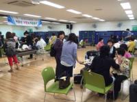 오산시 중앙동주민센터, '이미용 봉사' '장수사진 찍어주기' 행사 개최