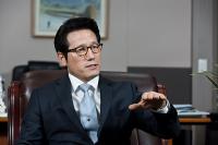 당권주자 정병국, 비박계 주자 단일화 가능성 열어 놓기로