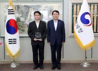 이옥재 관세행정관, '8월의 관세인' 선정