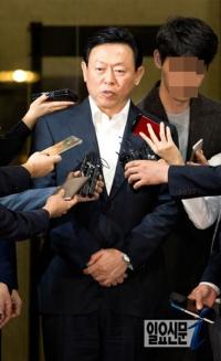 신동빈 구속영장 기각···속 빈 롯데수사 전망
