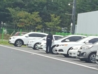 차량·휴대폰 번호 적는 넌 누구냐? 스타필드하남 주차장 고객정보 불법수집 의혹