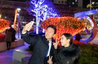 부산은행, 창립 50주년 기념 본점 ‘LED 빛 축제’ 펼쳐