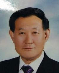 전통인삼정과 제조 기능 보유자 정영석씨, 전통식품명인 지정.