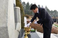 제천시, 정유년 새해 첫날 충혼탑 참배