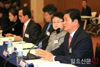 산청군수, 행정자치부 주재 규제개혁 토론회에서 규제개혁 강조
