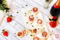 해운대그랜드호텔, Sparkling Wine & Strawberry Canapes