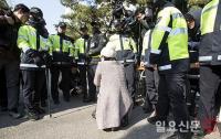 박 전 대통령 지지자 “며칠 째 밥도 못먹어...”