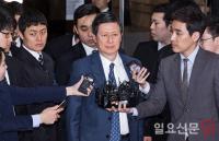 “아버지 재산 압류 안 된다” 롯데 3남매, 신동주에 소송