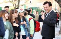 김병우충북교육감, 수학여행 출발 전 현장 안전점검