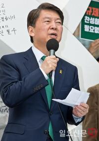 안철수, 이번엔 동생 '성적 조작' 논란…"60점이 70점으로"