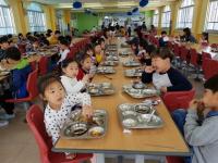 "우리고장 농산물이 학교 급식으로"