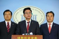 자유한국당 정우택 “이낙연 후보자 지명 철회하라”