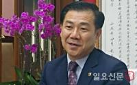 [인터뷰] 야당일색 변모한 부산광역시의회 백종헌 의장